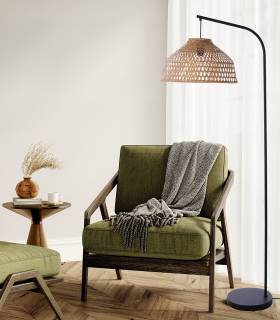 Le lampadaire Valence est idéal pour les espaces de vie modernes ou bohèmes, il ajoute une touche de nature à la décoration.