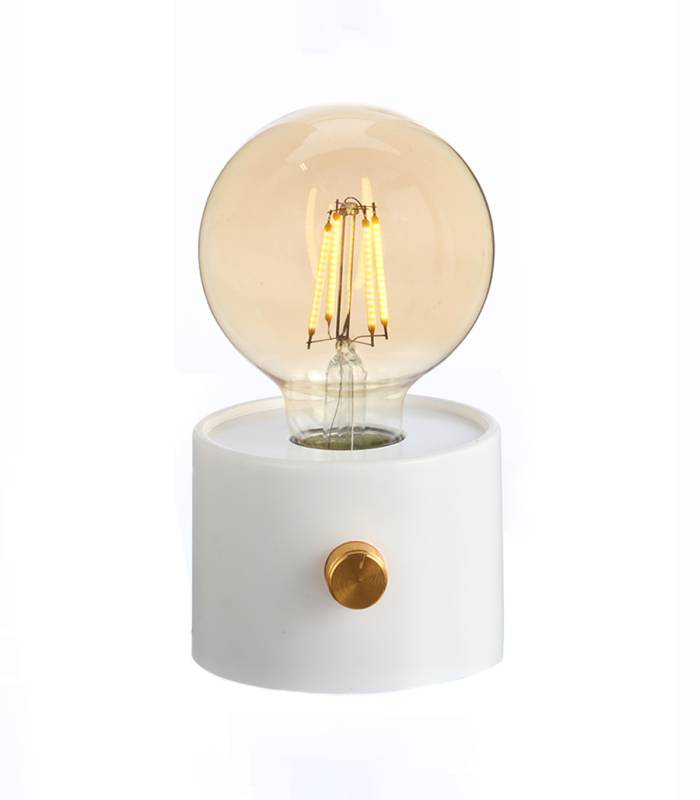 Lampe POPY blanche, un luminaire décoratif nomade et tendance